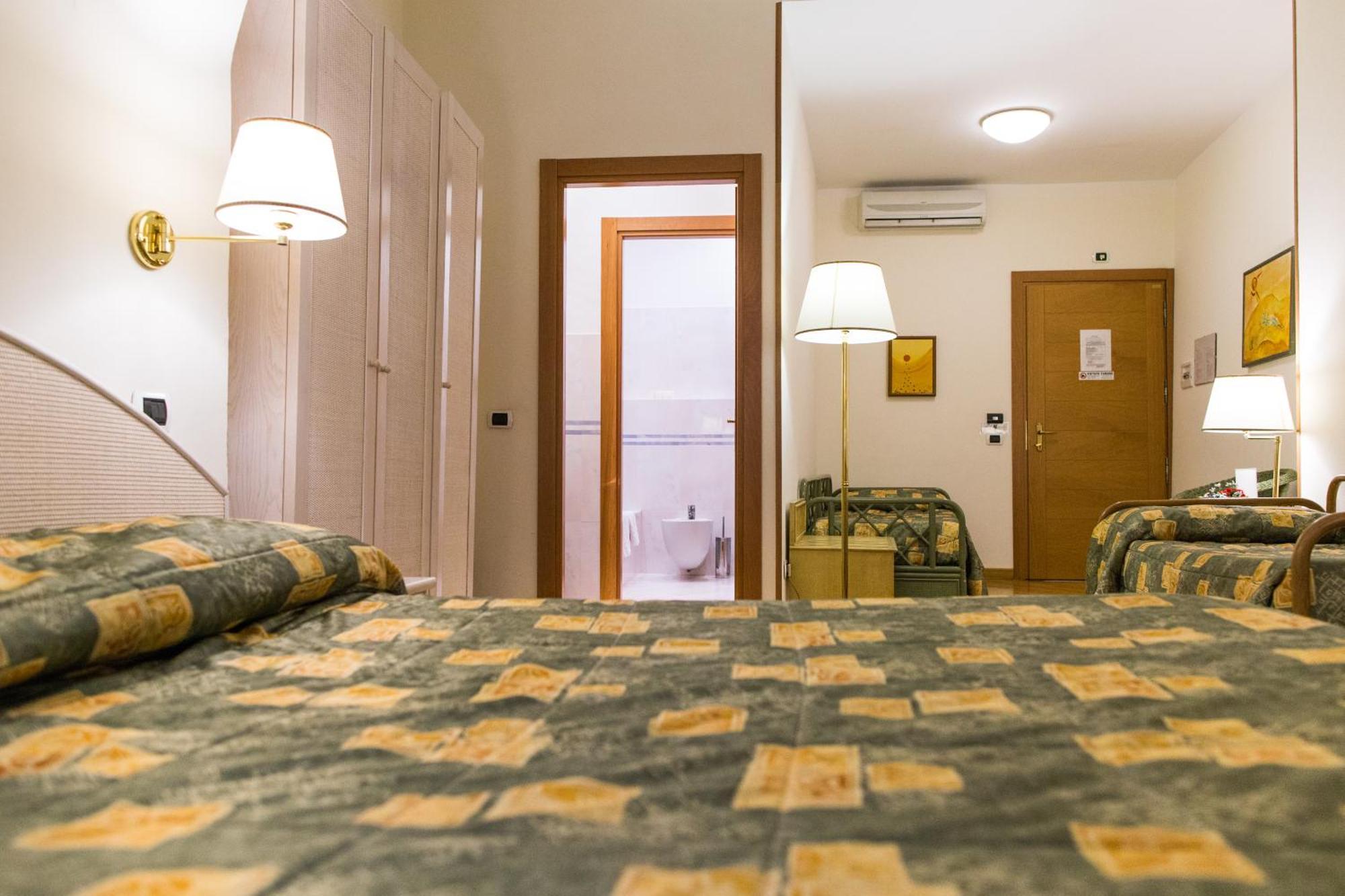 Piazza Paradiso Accommodation Siena Quarto foto