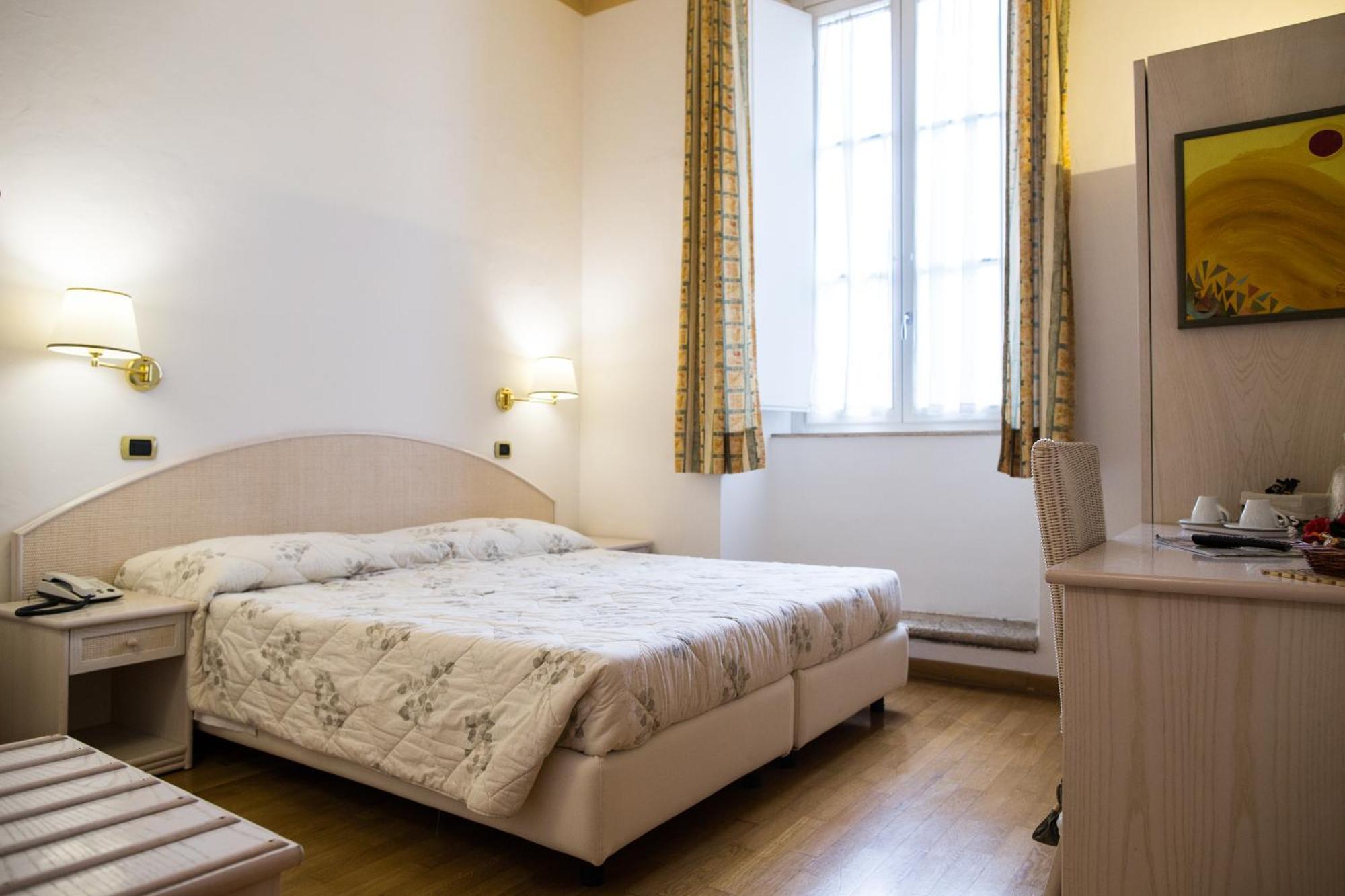 Piazza Paradiso Accommodation Siena Quarto foto