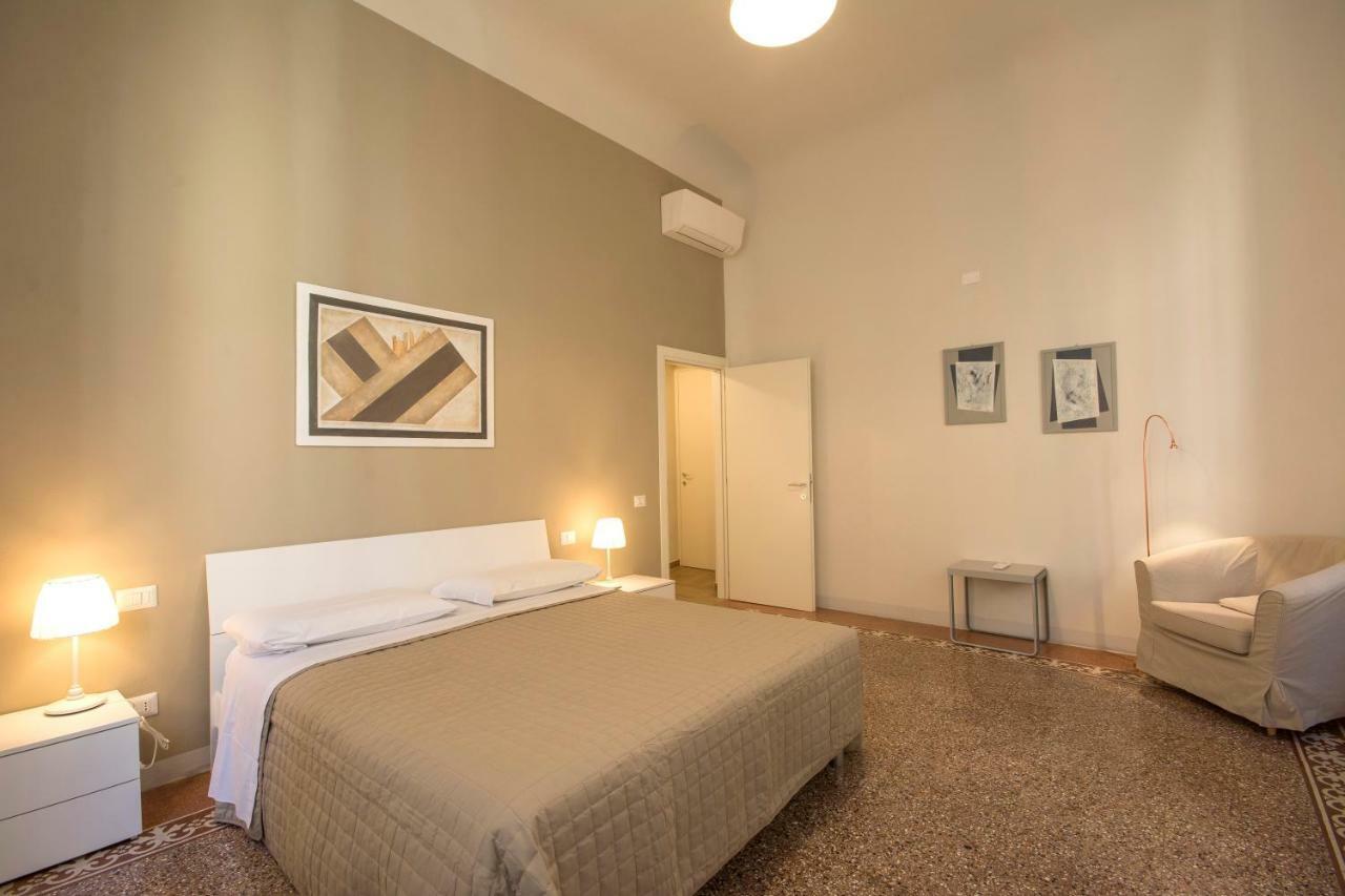 Piazza Paradiso Accommodation Siena Exterior foto